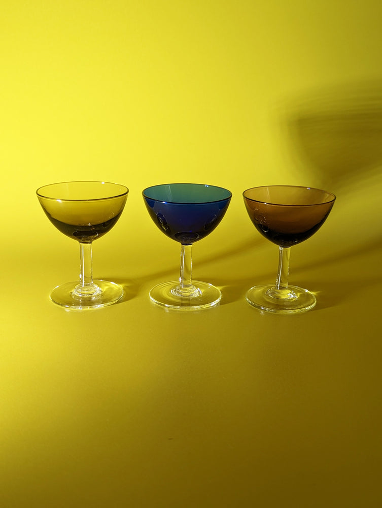 
            
                Load image into Gallery viewer, Set of Three Rare Vintage Saara Hopea 50s Tasting Glasses
            
        