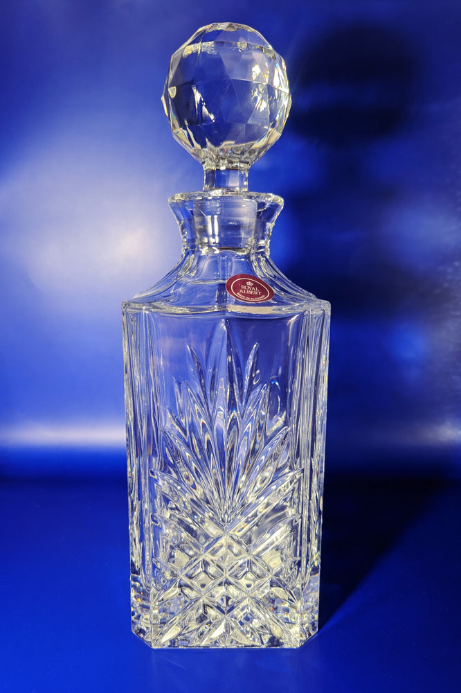 
            
                Load image into Gallery viewer, Royal Doulton Square Crystal Decanter &amp;amp; Matching Rocks Glasses
            
        