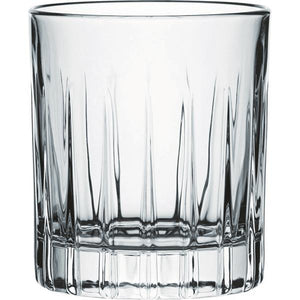 
            
                Load image into Gallery viewer, Pair of Timeless Crystal Shot Glasses
            
        
